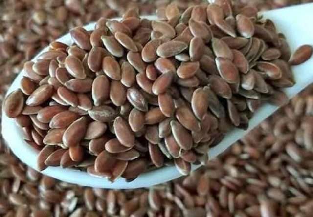 cropped-flax-seeds.jpg