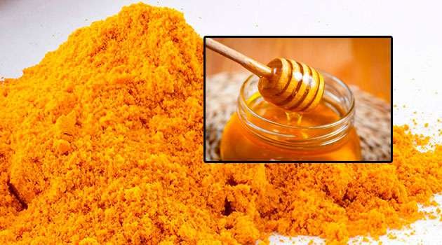 Turmeric Powder And Honey
