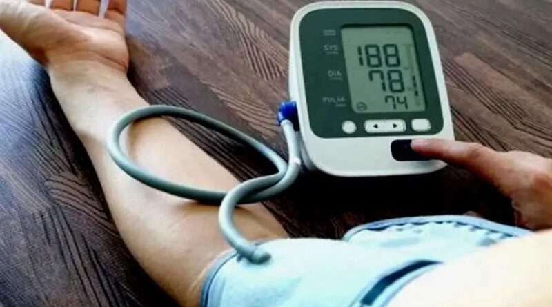 Blood pressure checking machine: ఇది ఉంటే BP ని ఇంటిలోనే సులభంగా చూసుకోవచ్చు