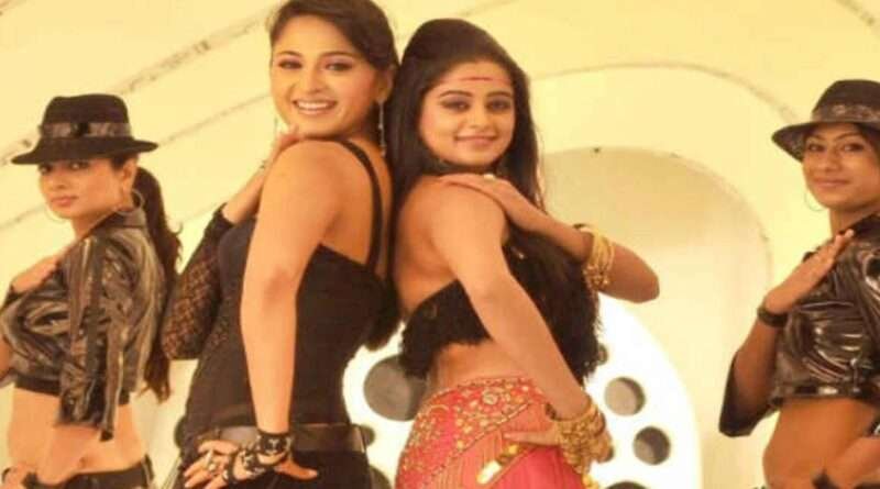 Anushka and priyamani